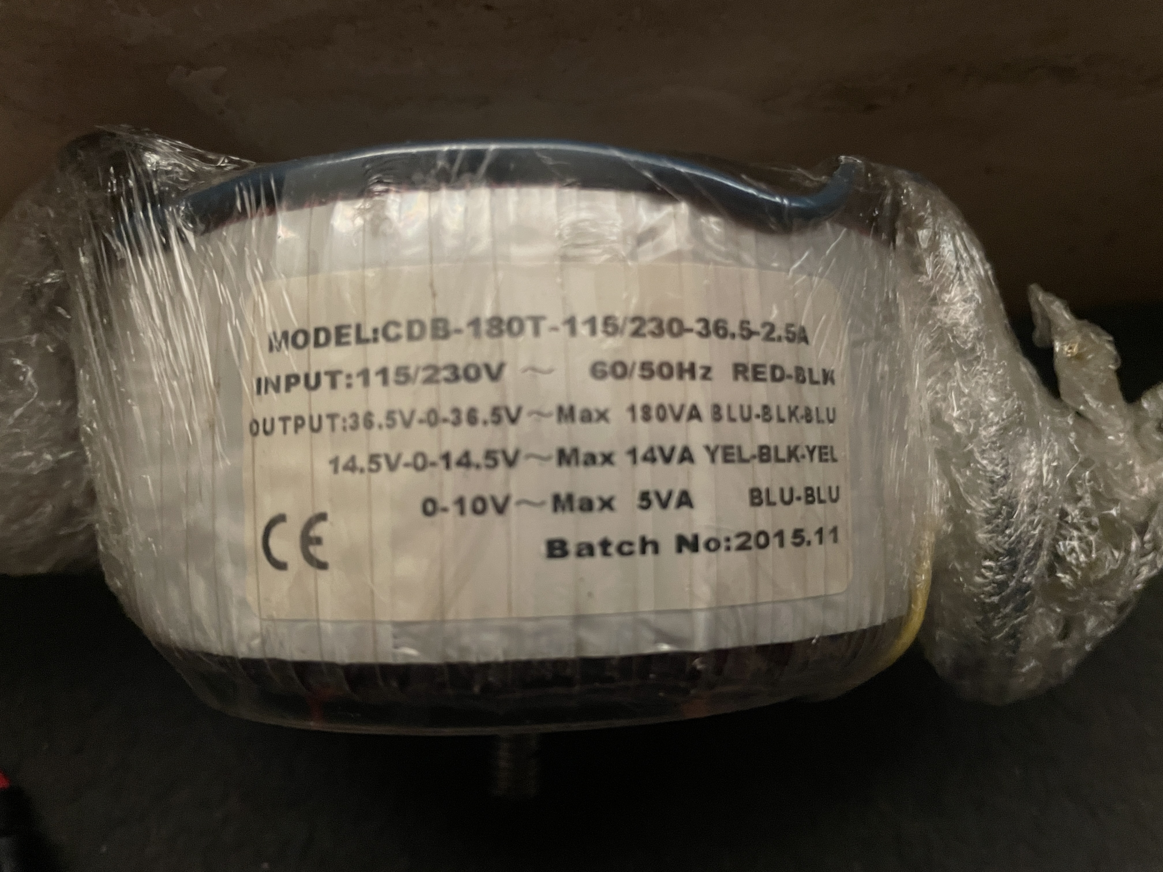 ترانس اکتیو حلقوى 220vac/36.5-0-36.5vac / 14.4-0-14.5vac/10vac