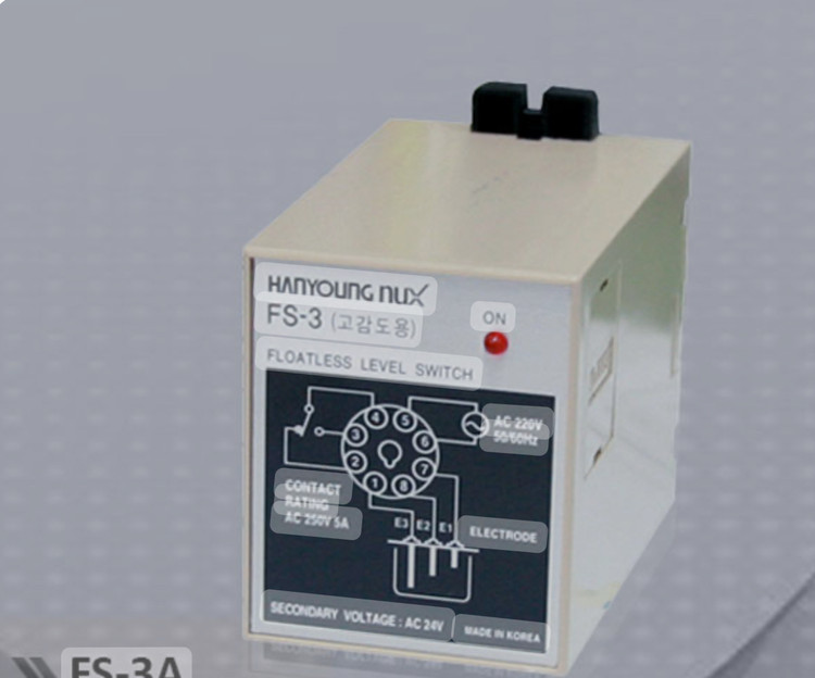 کنترل سطح مایع اصل امرون8پایه 220VAC