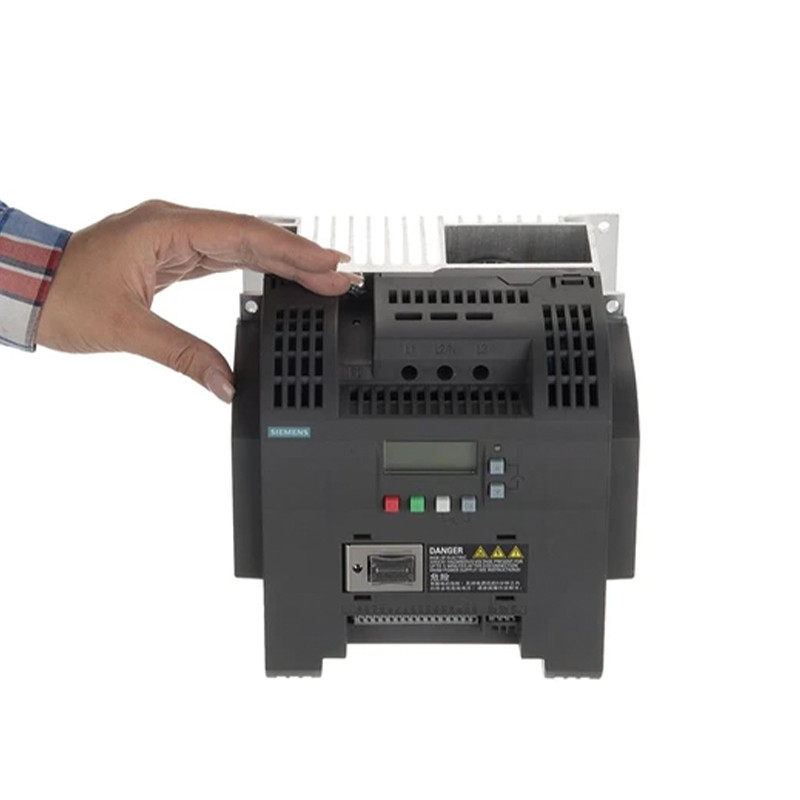 کنترل دور موتور 3فاز فیلتردار برند زیمنس مدل 6SL3210-5BE31-1CV0