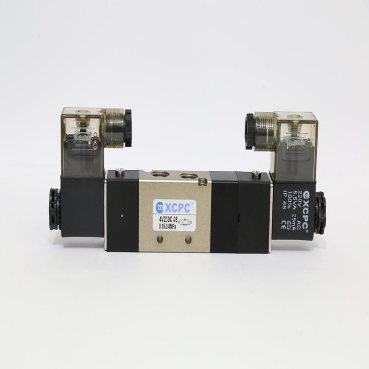 شیر برقی دوبل وسط بسته پنوماتیک ایکس سی پی سی مدل ۴V230C-08
